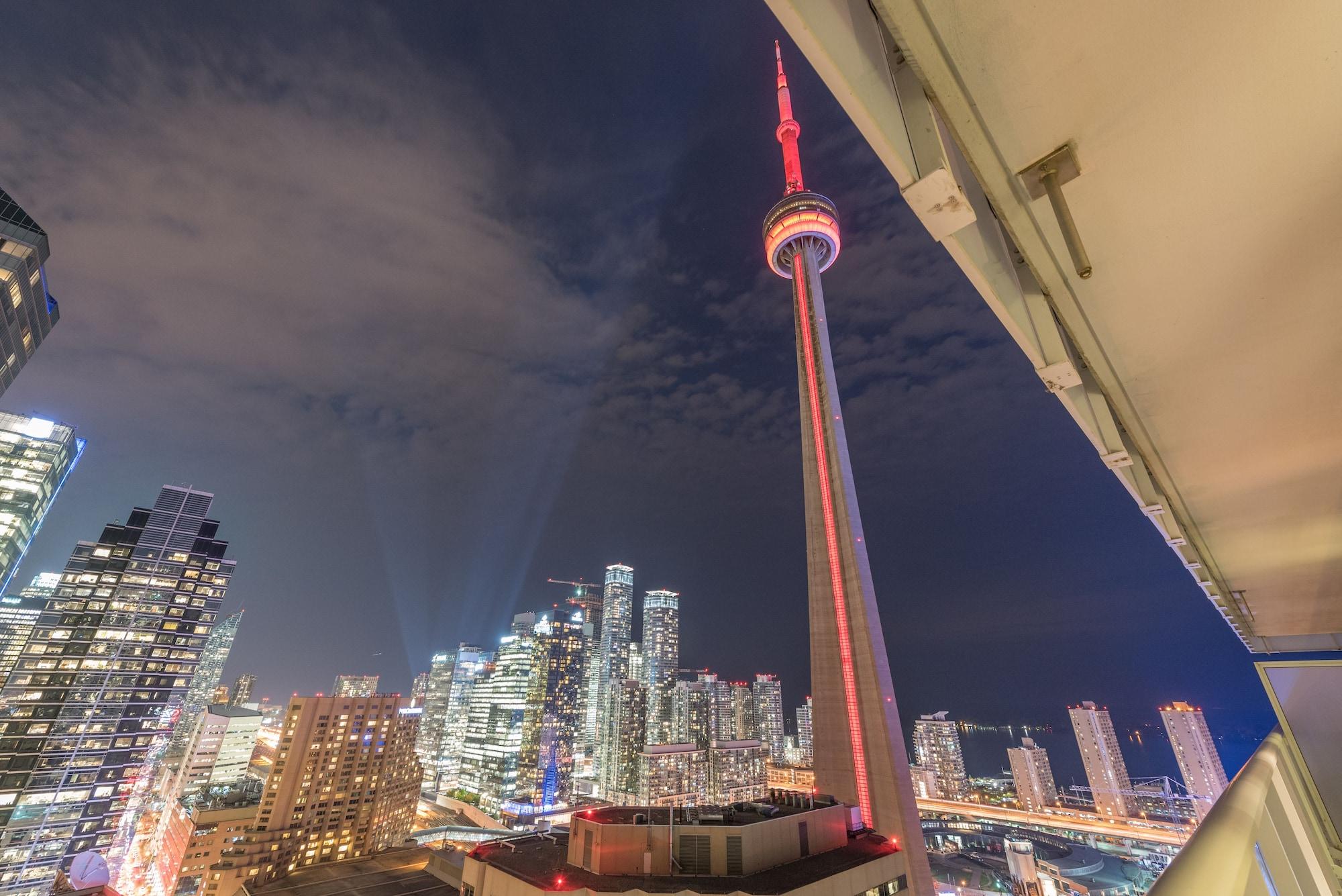 Grand Royal Condos - Cn Tower Toronto Luaran gambar