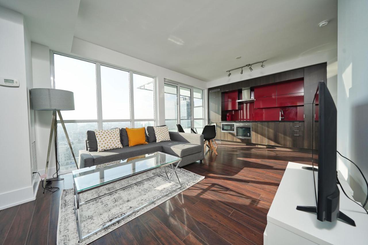 Grand Royal Condos - Cn Tower Toronto Luaran gambar